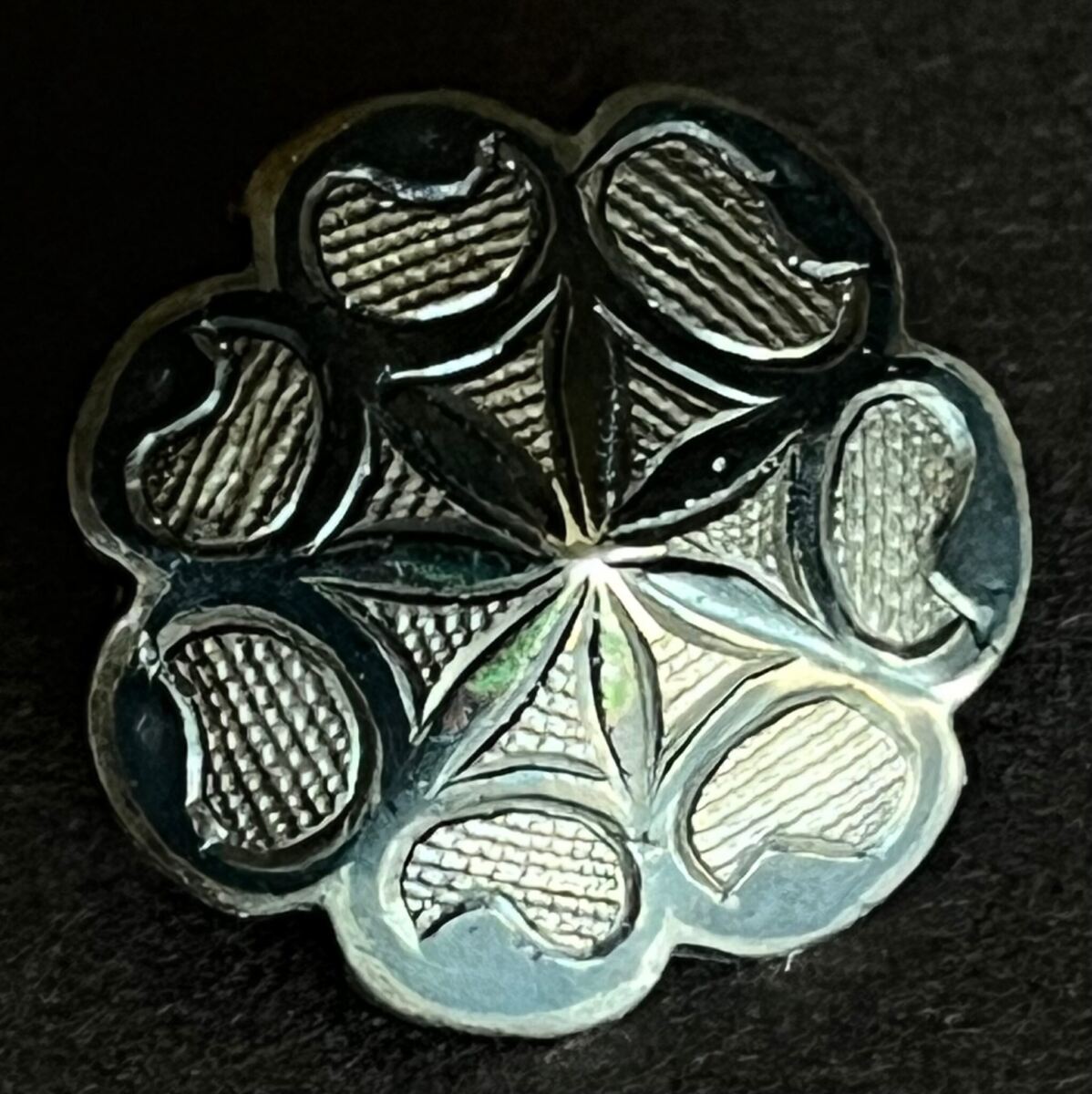 7-lobed Caucasian Niello